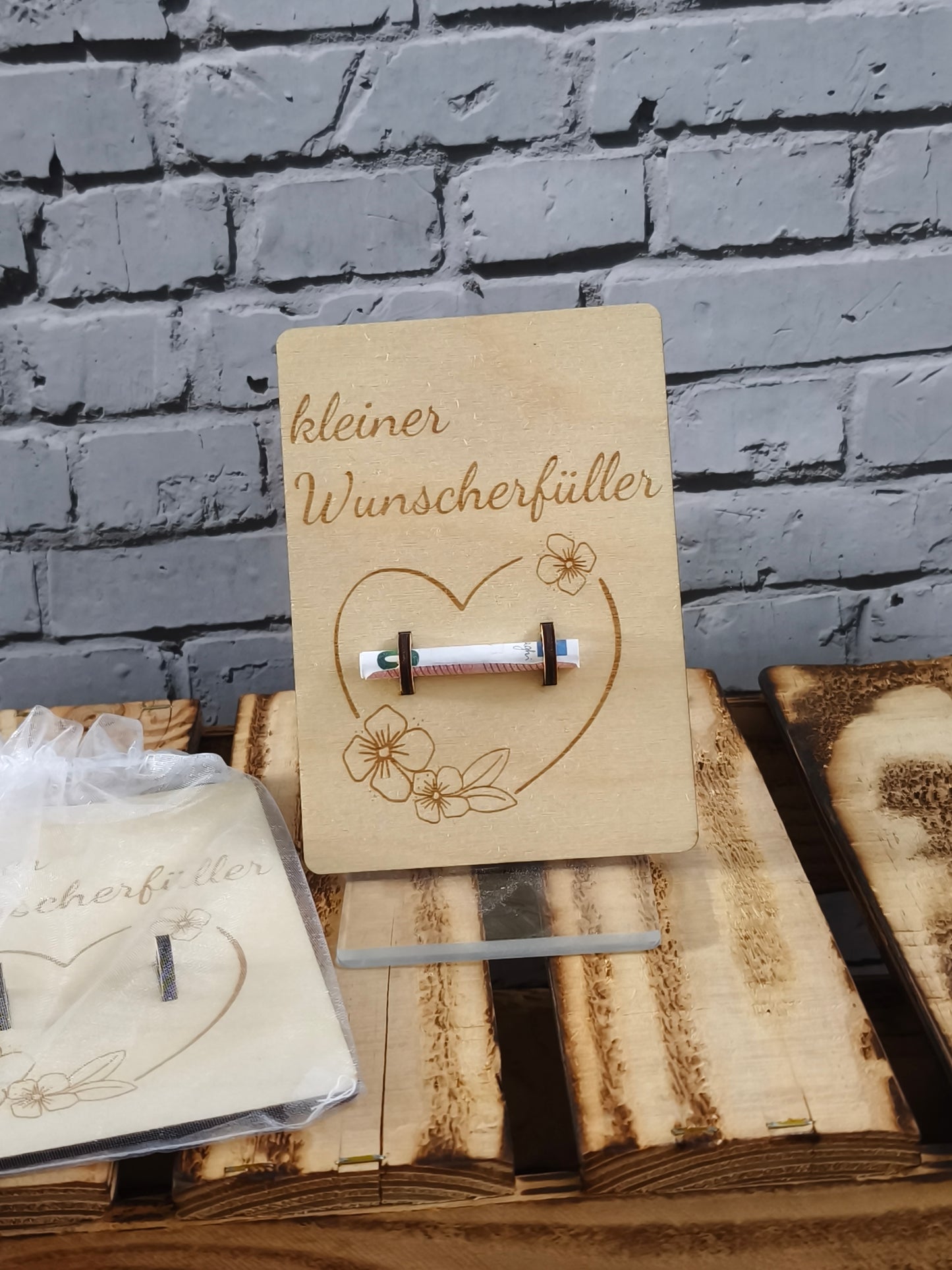 Holzkarte zum Geldverschenken – Kleiner Wunscherfüller