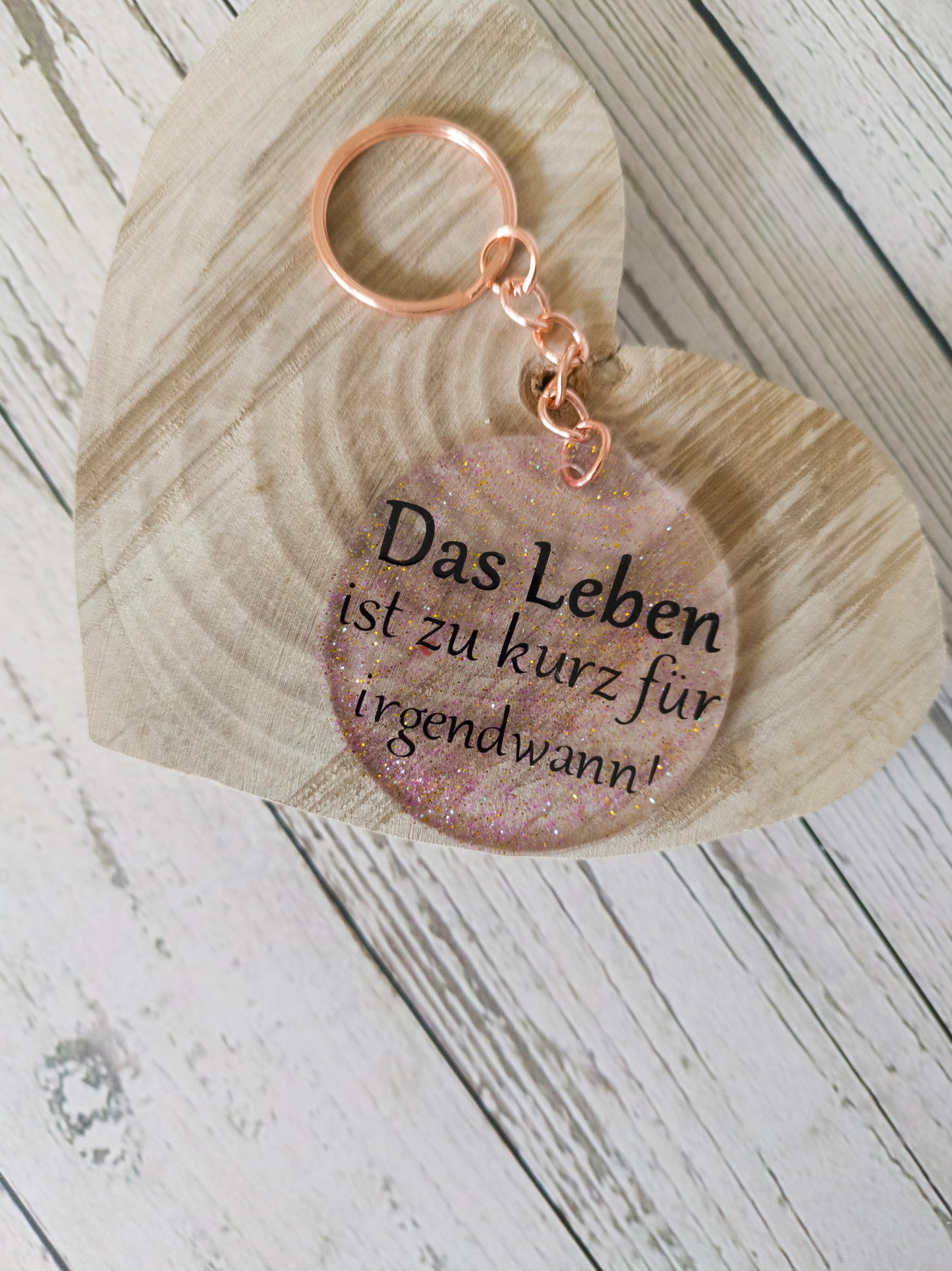 Einzigartige Epoxidharz Schlüsselanhänger - Handgemachte Schmuckstücke