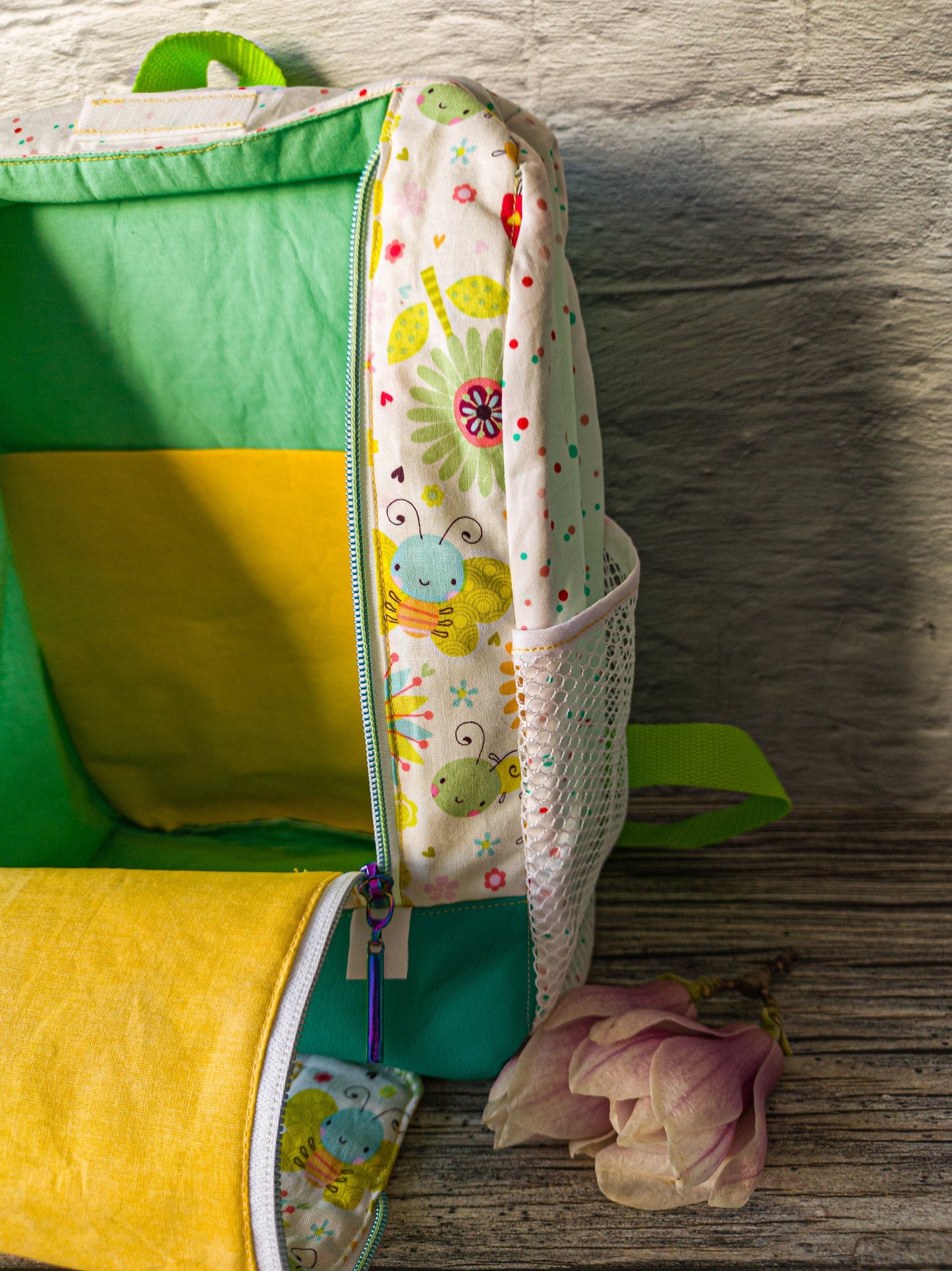 Stylischer Kinderrucksack aus hochwertiger Baumwolle und Kunstleder für Kinder